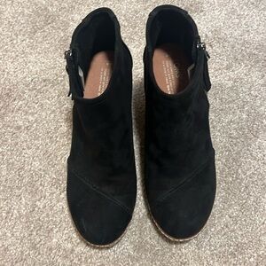 Black wedge Tom boots